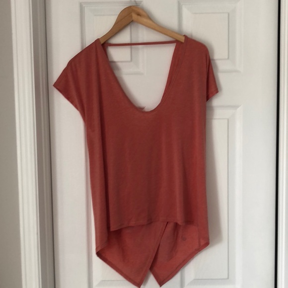 Lululemon top - Picture 1 of 3